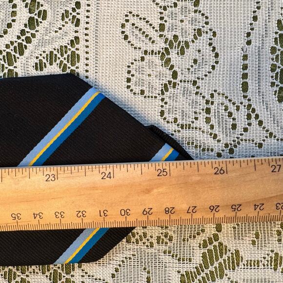 Vintage Chadwick by Wembley REPP Black/Blue/Yellow Stripe Men’s Necktie Preppy - Picture 4 of 13
